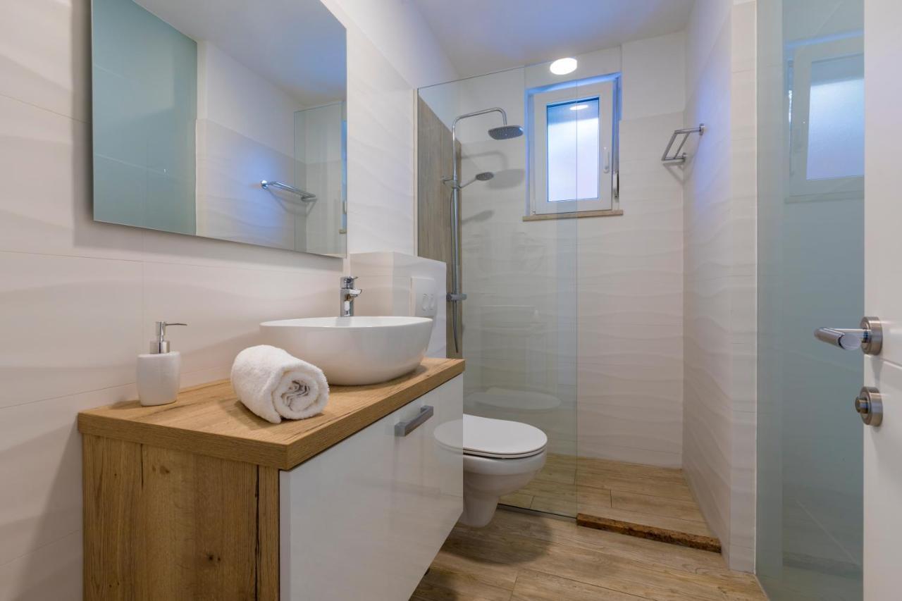 Palace Paulina Apartments Novi Vinodolski Εξωτερικό φωτογραφία