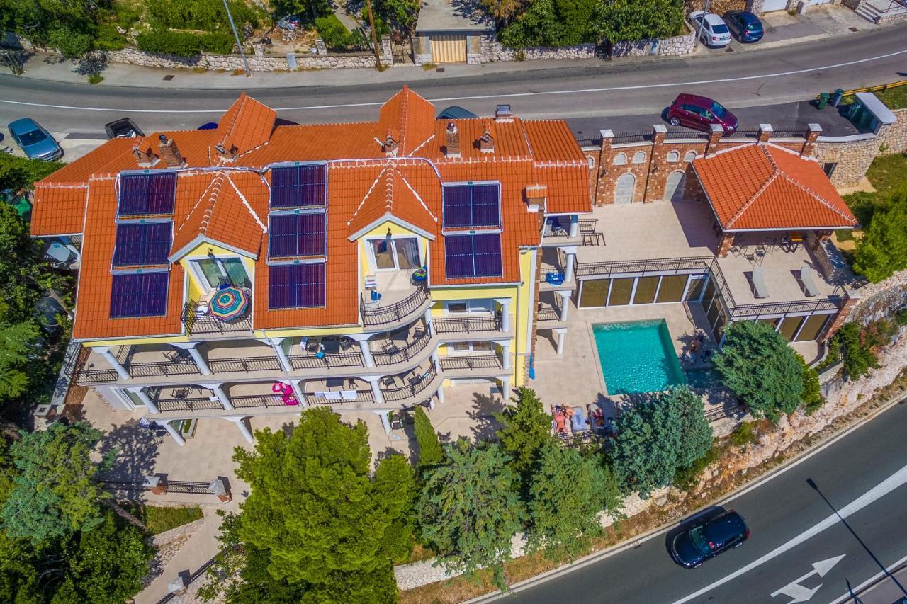 Palace Paulina Apartments Novi Vinodolski Εξωτερικό φωτογραφία