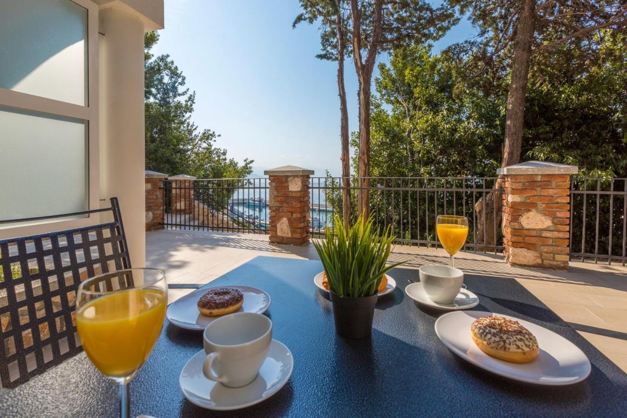 Palace Paulina Apartments Novi Vinodolski Εξωτερικό φωτογραφία